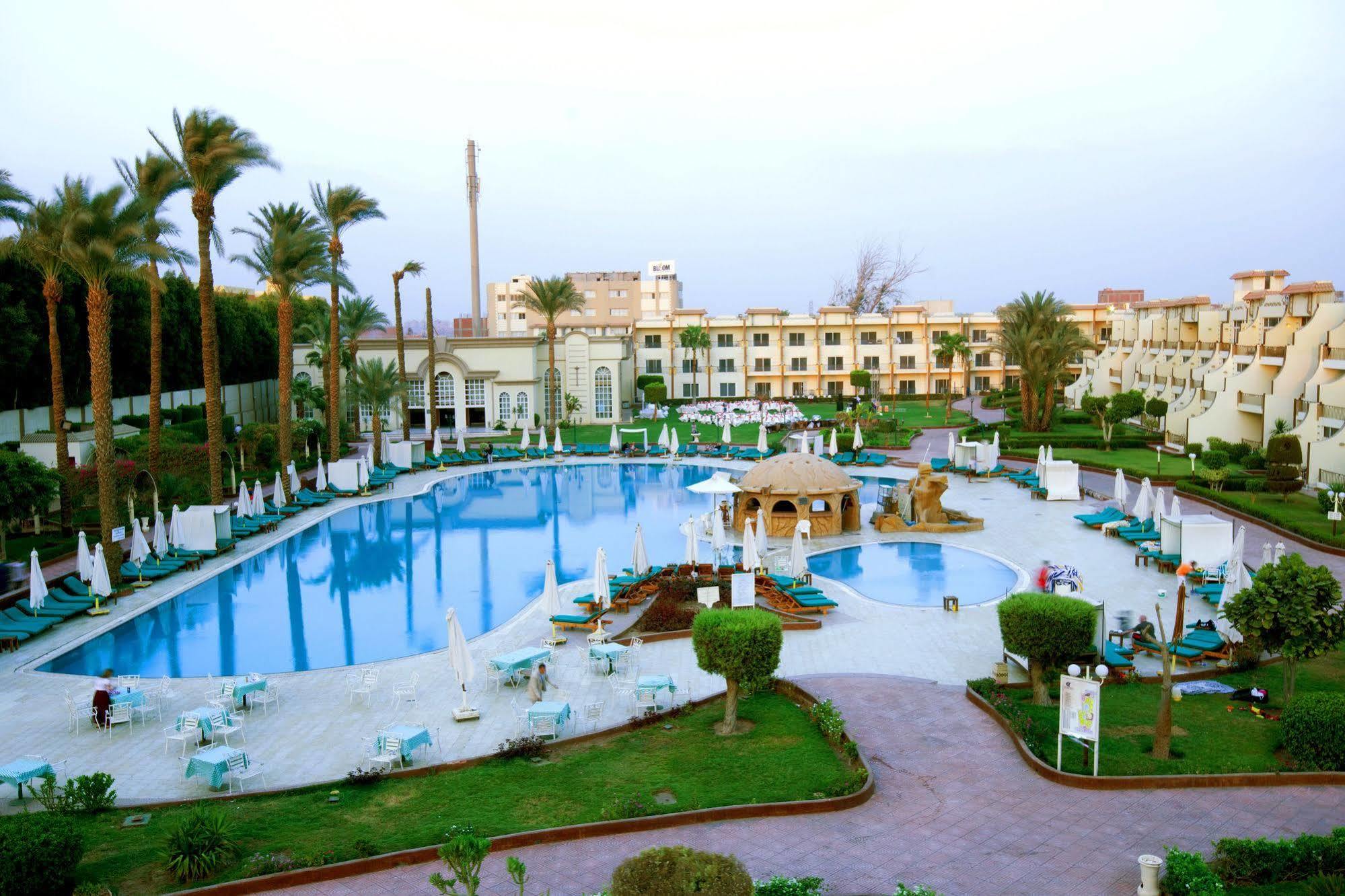 Cataract Pyramids Resort Cairo Exterior photo